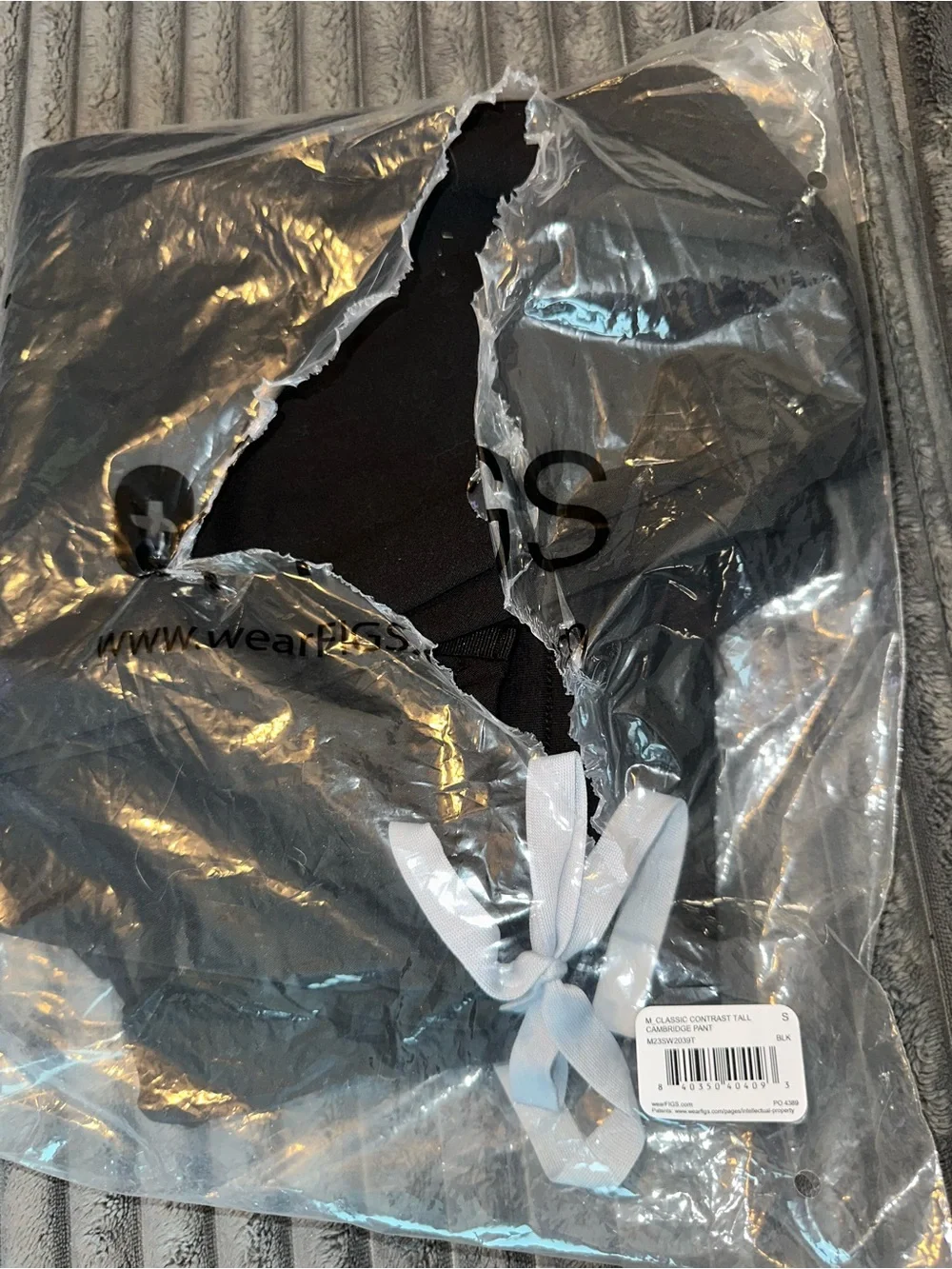 Figs Men's contrast scrub pant- NWT
